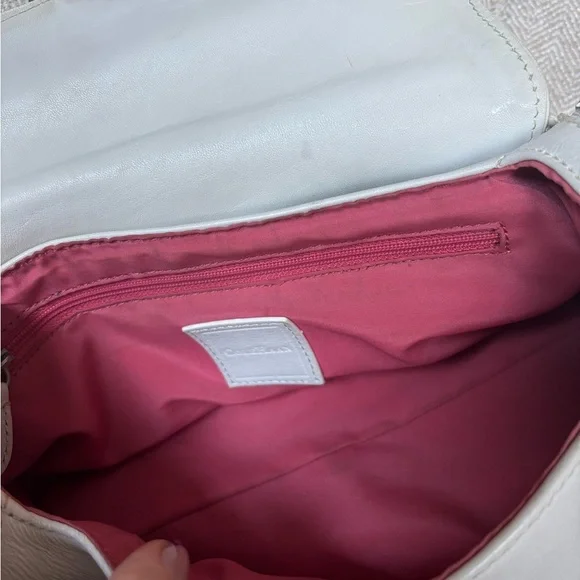 Y2K East West Leather Vintage Shoulder Bag with Buckle Silver Hardware - Picture 11 of 12